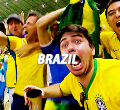 Locals Tell About Things That Always Surprise Tourists (22 gifs)