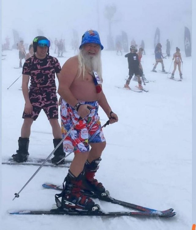 Sochi, Russia: People Skiing In Underwear (32 pics)