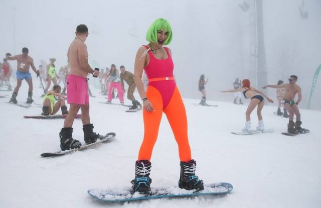 Sochi, Russia: People Skiing In Underwear (32 pics)