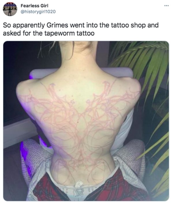 Internet Is Roasting Singer Grimes For 'Alien Scars' Tattoo (19 pics)