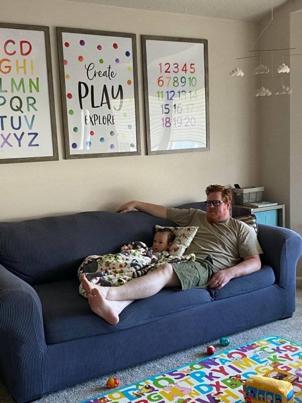 Fatherhood Moments (21 pics)