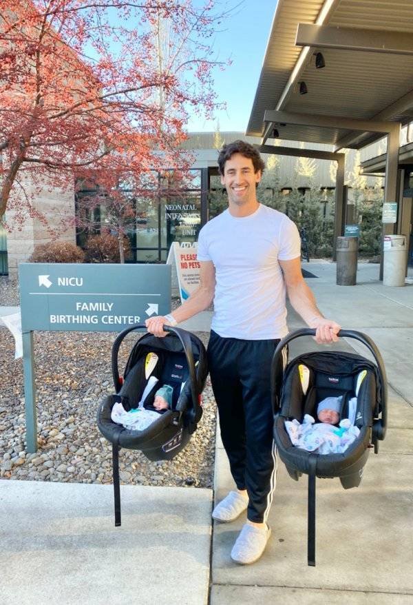 Fatherhood Moments (21 pics)