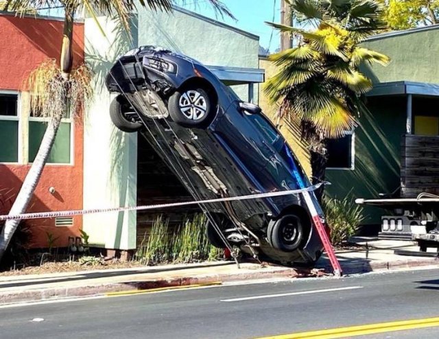 Bad Days Happen (41 pics)