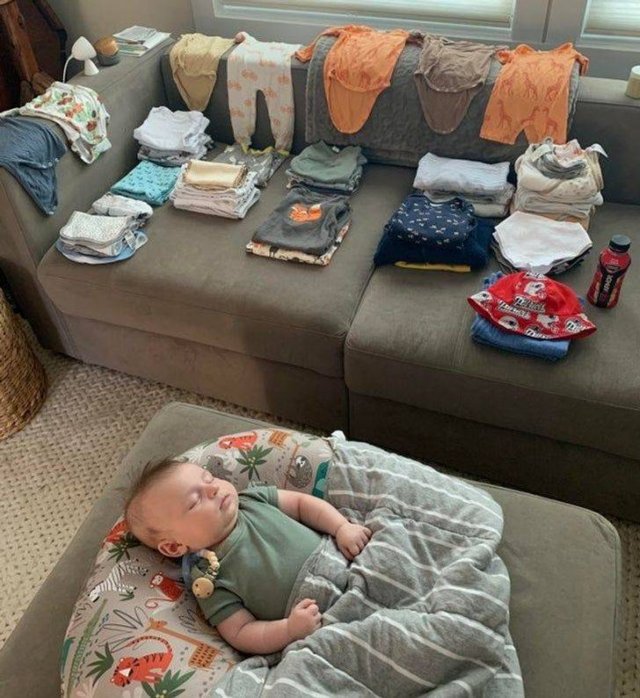 Moms Share Their Everyday Routine (20 pics)