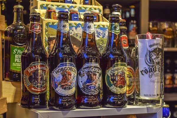 Countries With The Most Expensive Beer (19 pics)