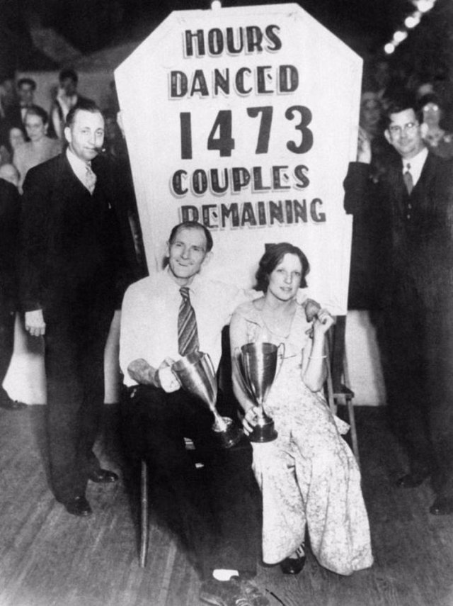 Insane American Dance Marathons Of 1920's-1930's (26 pics)