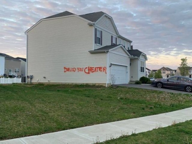 Bad Days Happen (45 pics)
