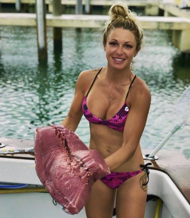 Fisher Girls (49 pics)