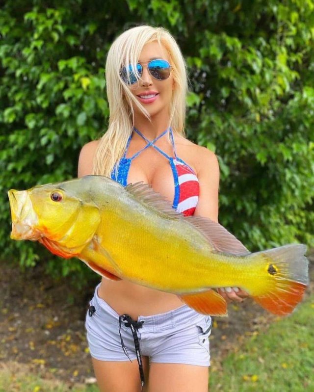 Fisher Girls (49 pics)