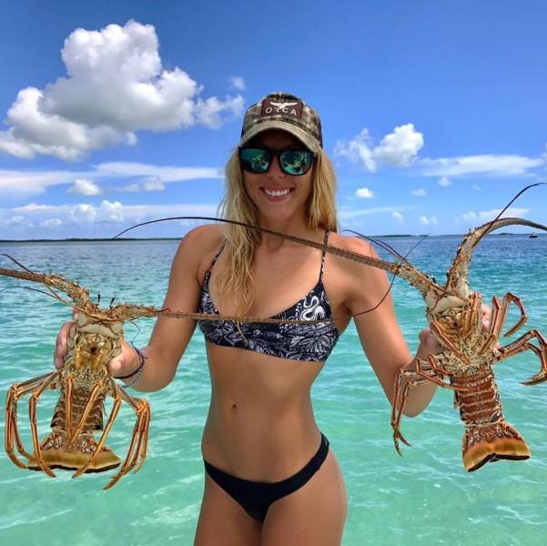 Fisher Girls (49 pics)