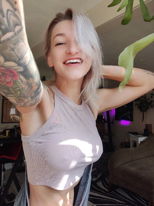 Girls With Tattoos (68 pics)