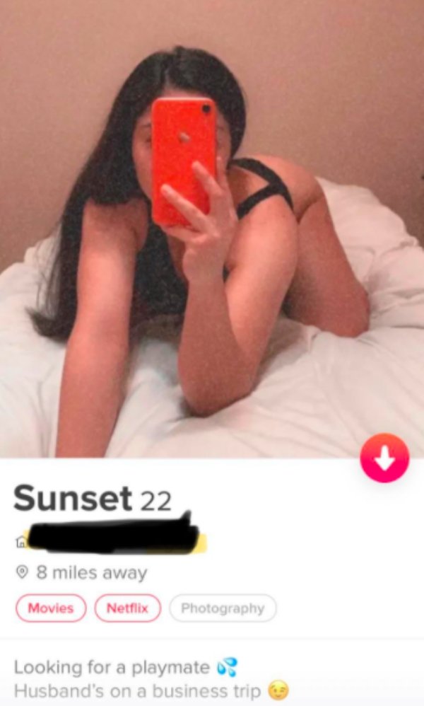 Shameless Tinder Girls (30 pics)