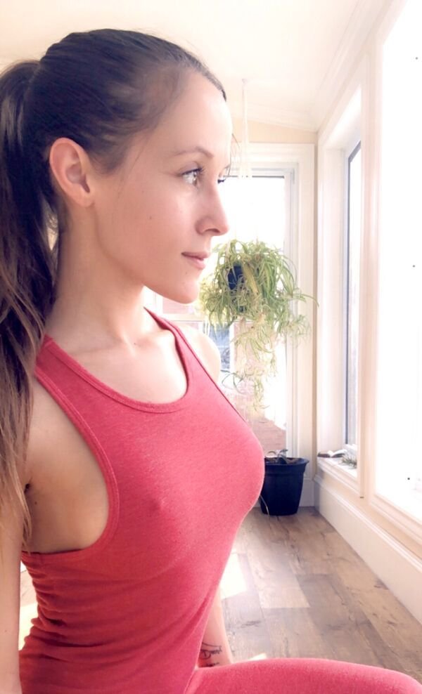 Hot Girls (97 pics)
