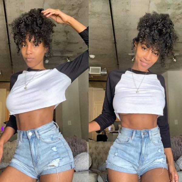 Braless Girls (35 pics)
