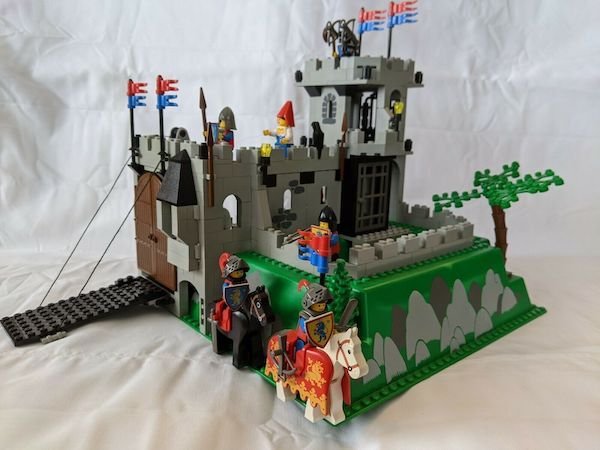 Rare And Expensive LEGO Sets (14 pics)