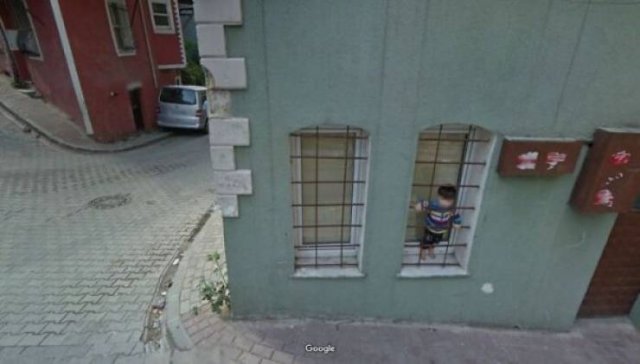 'Google Street View' Photos (47 pics)