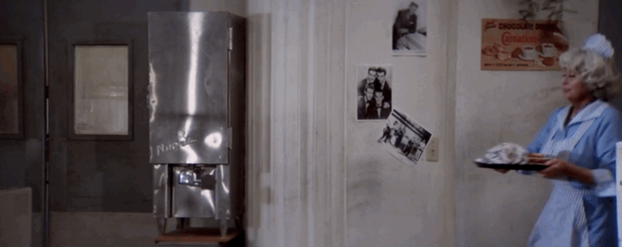 Movie Mistakes (23 pics)