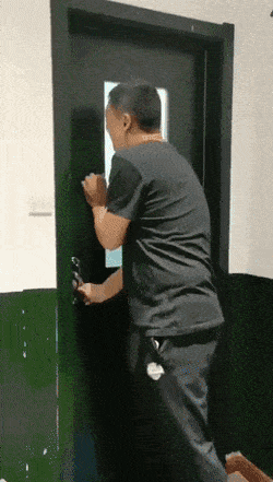 Acid Gifdump, May 4 (25 gifs)
