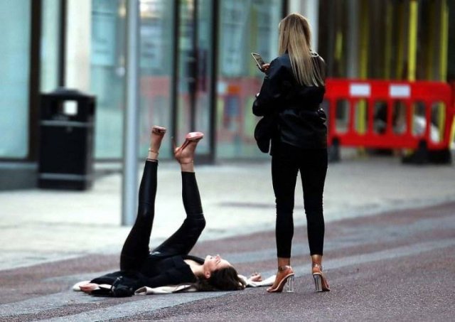 Acid Picdump 2 (84 pics)