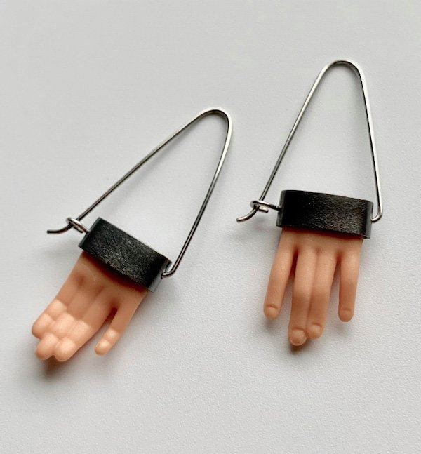 Barbie Parts Jewelry (28 pics)