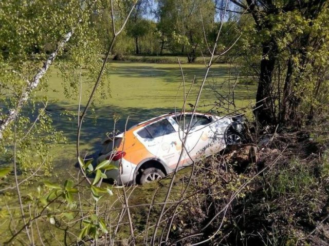Acid Picdump 1 (86 pics)