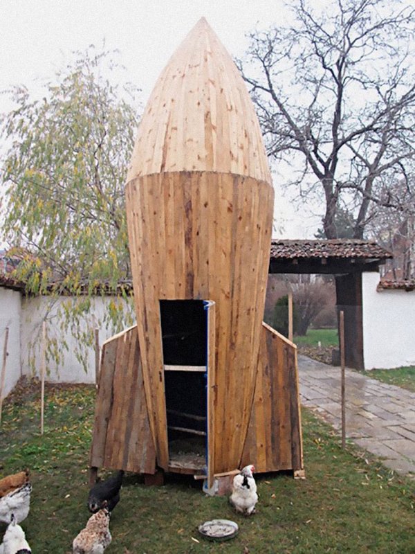 Unusual Chicken Coops (30 pics)