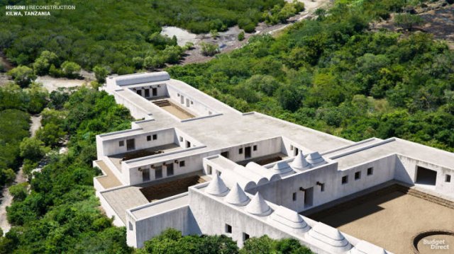 How Time Changed Beautiful Palaces Around The World (14 pics)