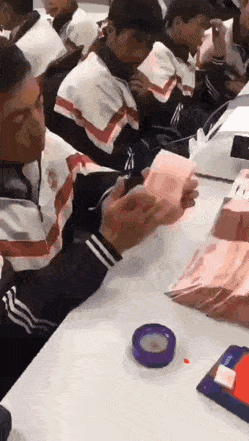 Acid Gifdump, May 11 (25 gifs)