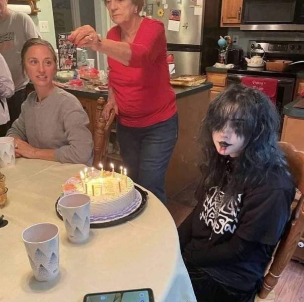 Acid Picdump 1 (64 pics)