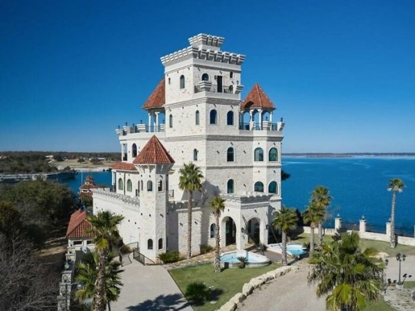 Weird Architecture Around The World (30 pics)