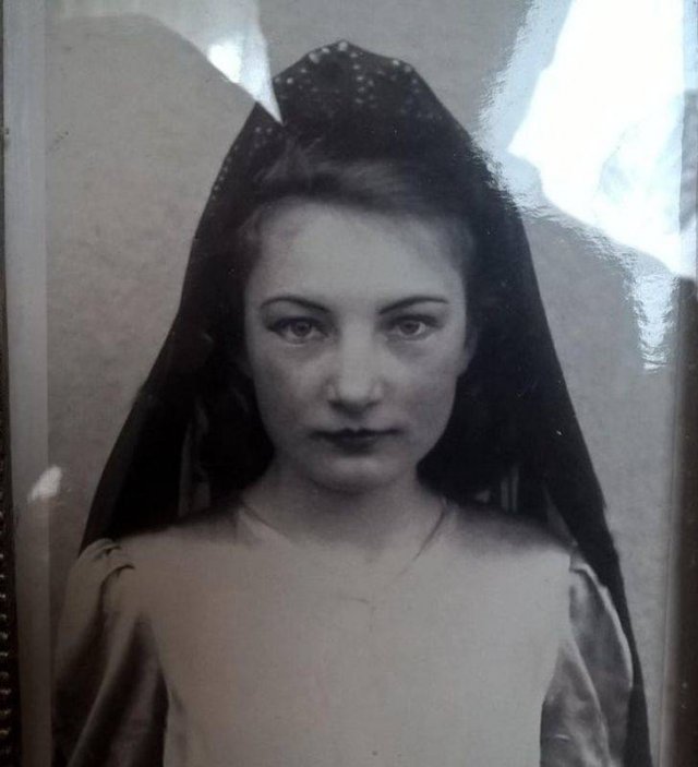 Can You Guess The Age Of These People From The Past? (18 pics) Can You Guess The Age Of These People From The Past? (18 pics)