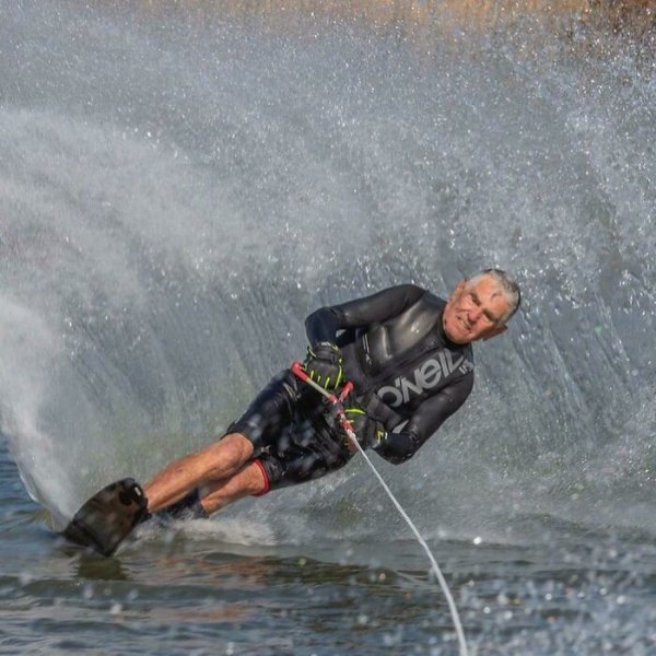 Amazing Grandmas And Grandpas (33 pics)