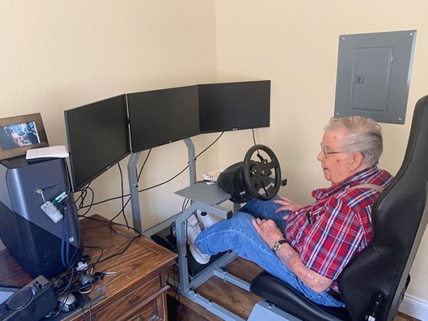 Amazing Grandmas And Grandpas (33 pics)