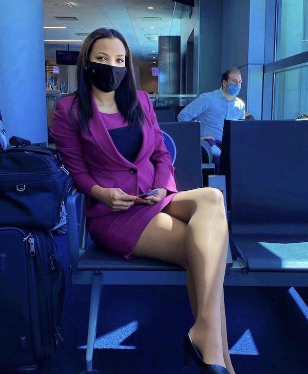 Hot Flight Attendants (33 pics)