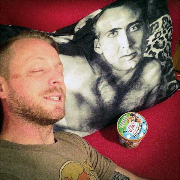 Nic Cage Memorabilia (30 pics)