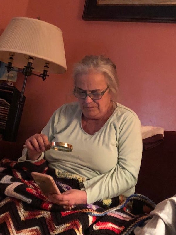 Moms And Technologies (27 pics)