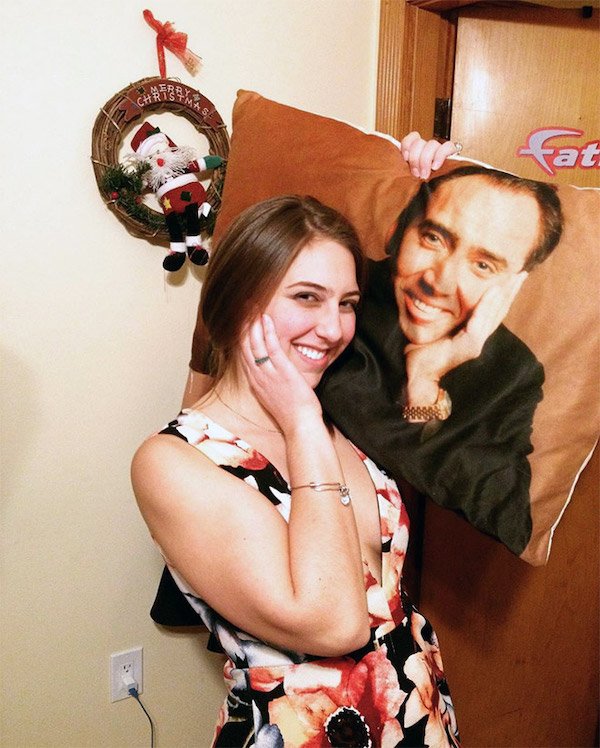 Nic Cage Memorabilia (30 pics)