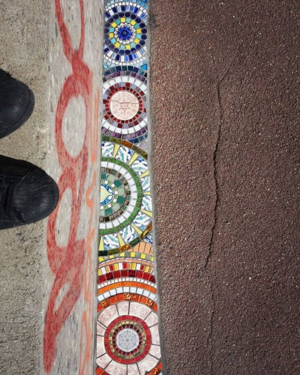 Artist Restores Street Cracks With Beautiful Mosaics (35 pics)