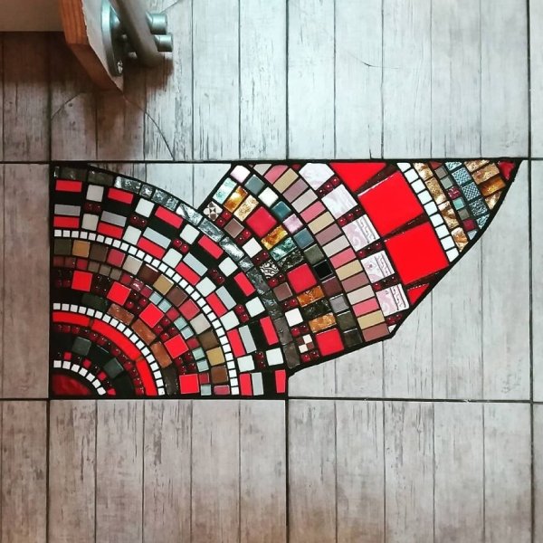 Artist Restores Street Cracks With Beautiful Mosaics (35 pics)