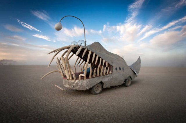 'Burning Man' Festival Vehicles (36 pics)