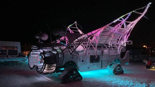 'Burning Man' Festival Vehicles (36 pics)
