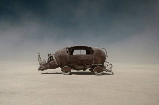 'Burning Man' Festival Vehicles (36 pics)