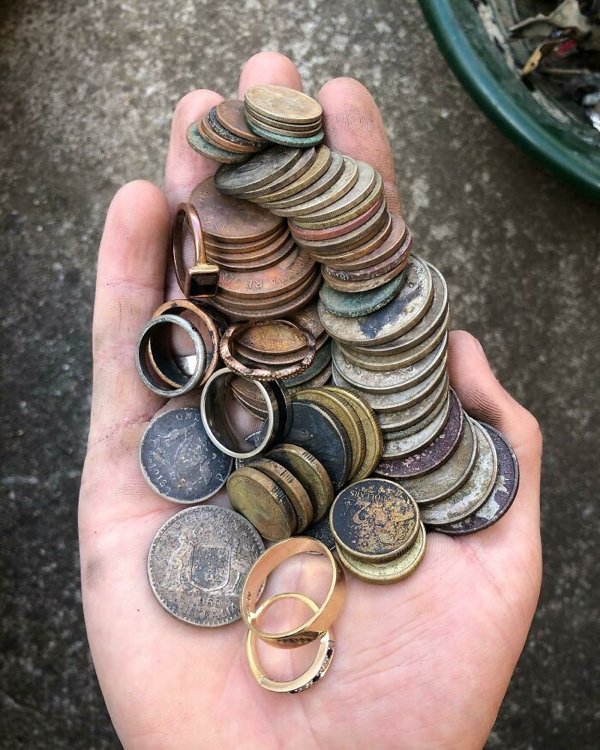 Metal detector Finds (28 pics)