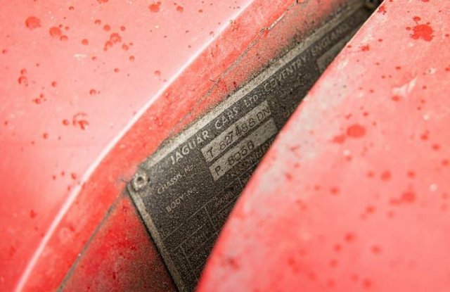 Try To Guess The Price For These Vintage 'Jaguar' Remains (14 pics)
