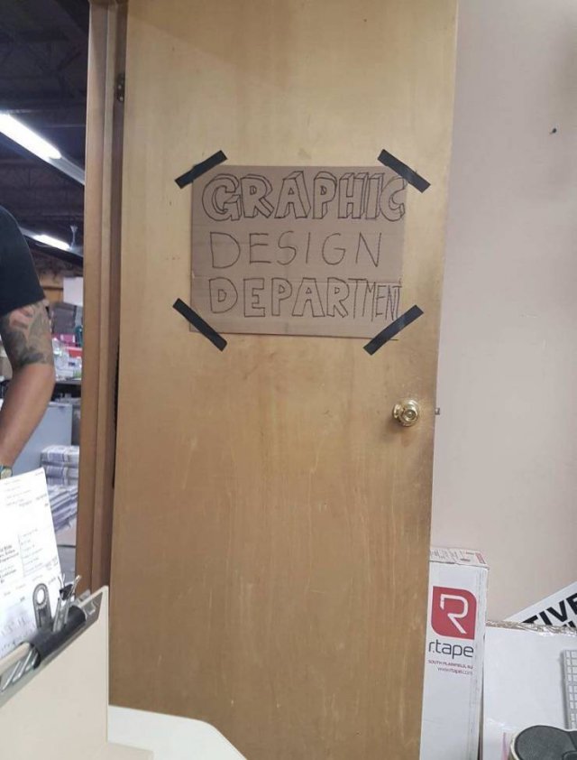 Some People Have Specific Sense Of Humor (17 pics)