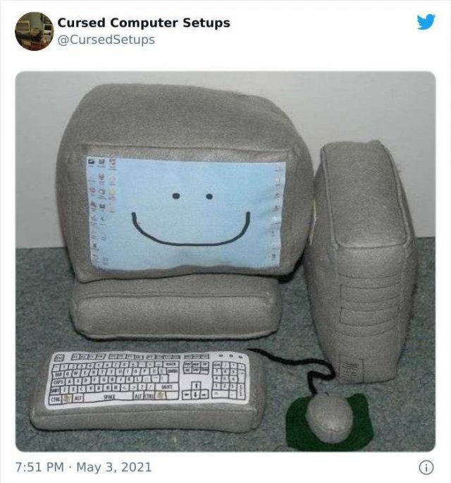 Cursed Computer Setups (29 pics)