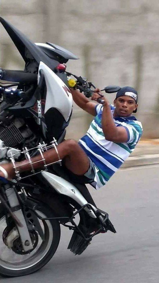 Acid Picdump 1 (84 pics)