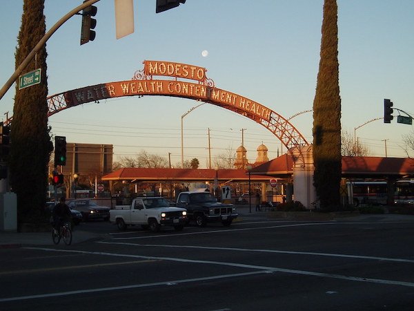 Ignore These Cities In Your Next Trip (18 pics)