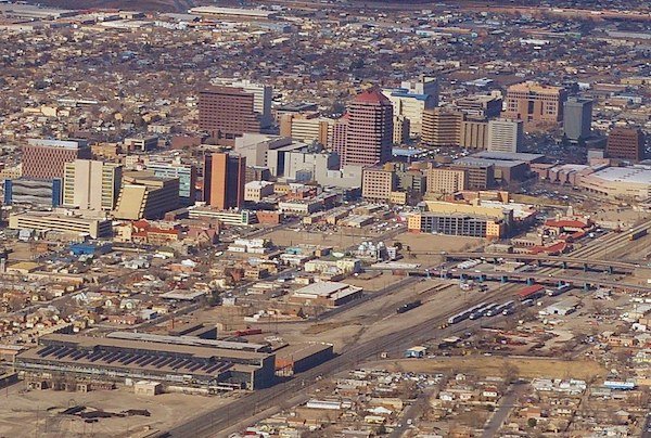 Ignore These Cities In Your Next Trip (18 pics)