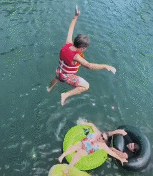 Acid Gifdump, June 8 (25 gifs)